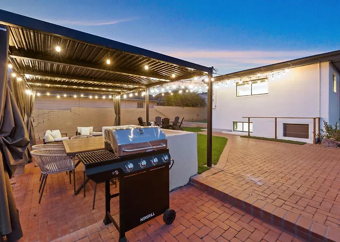 Luxury 5 Bedroom Retreat Sleeps 11 Near U Of A * Tucson