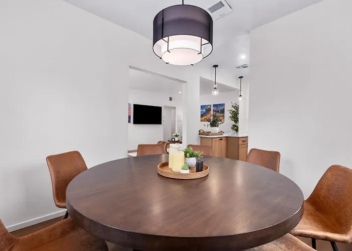 Luxury 5 Bedroom Retreat Sleeps 11 Near U Of A * Tucson
